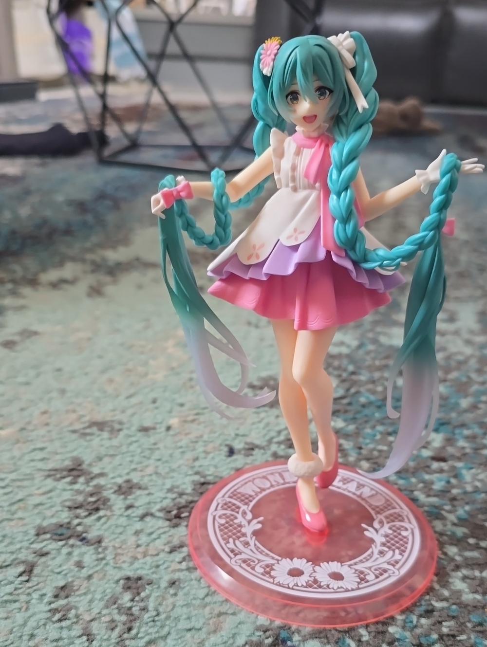 Hatsune MIKU Pink & Teal Anime Figure - Collectible Kids Toy